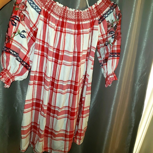 Plaid red and white zara dress - Picture 1 of 4